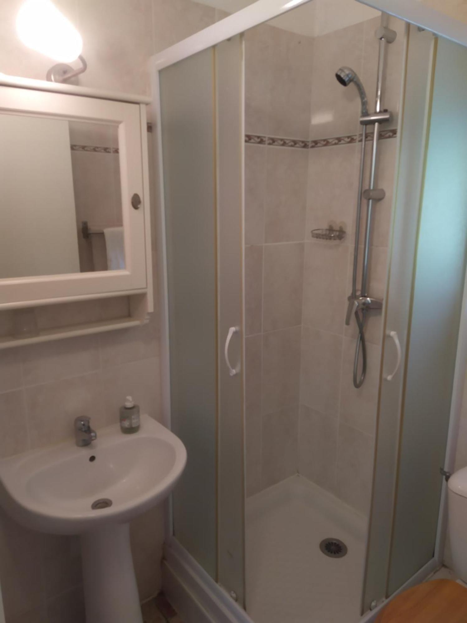 La Grenouille Bed & Breakfast Valleraugue Bagian luar foto